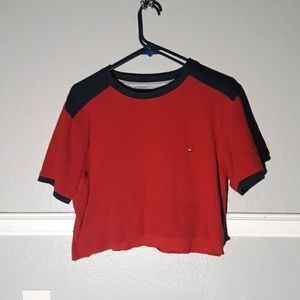 Cropped tommy Hilfiger tshirt